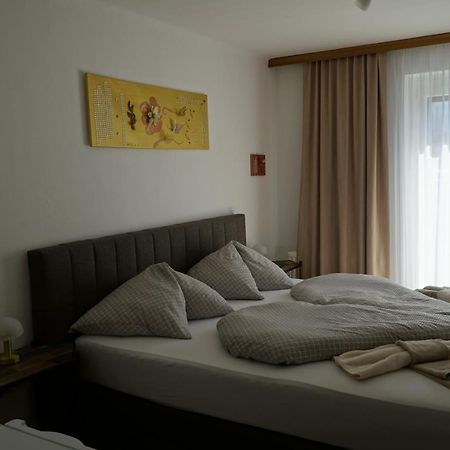 Pension-Ferienwohnung Rotar Faak am See Buitenkant foto