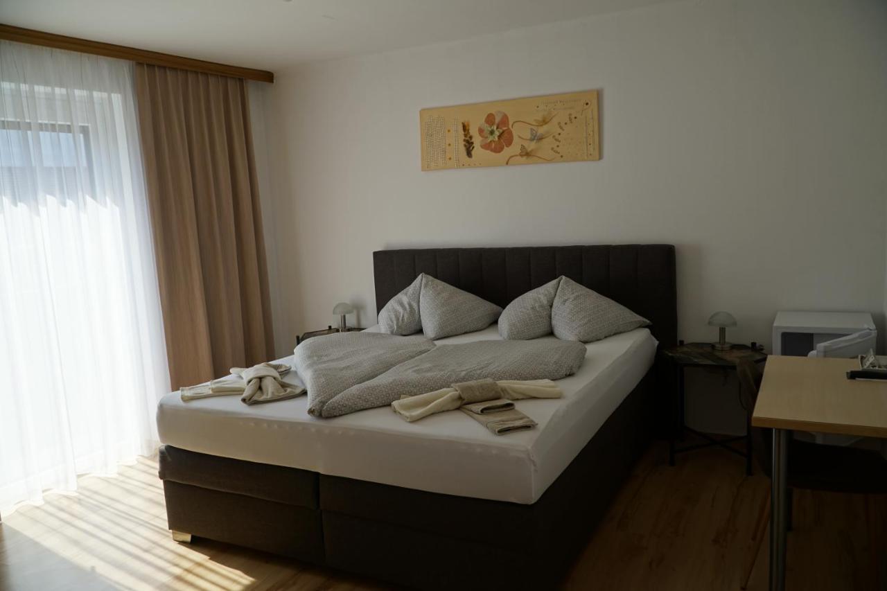 Pension-Ferienwohnung Rotar Faak am See Buitenkant foto