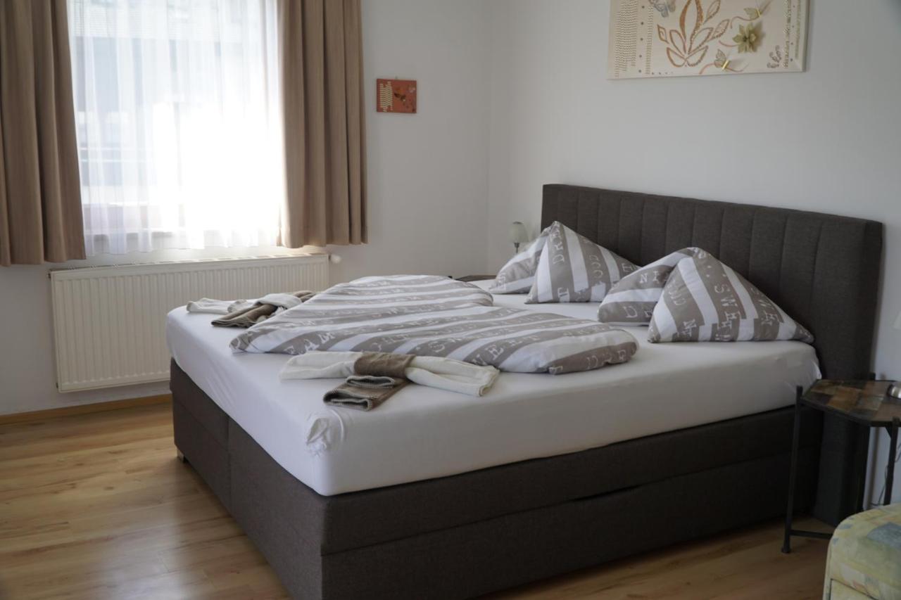 Pension-Ferienwohnung Rotar Faak am See Buitenkant foto