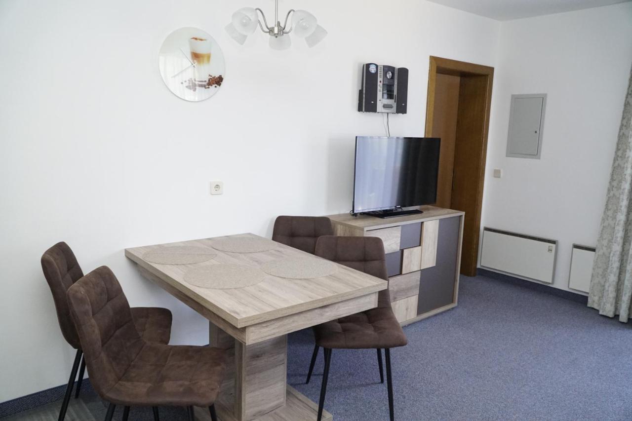 Pension-Ferienwohnung Rotar Faak am See Buitenkant foto
