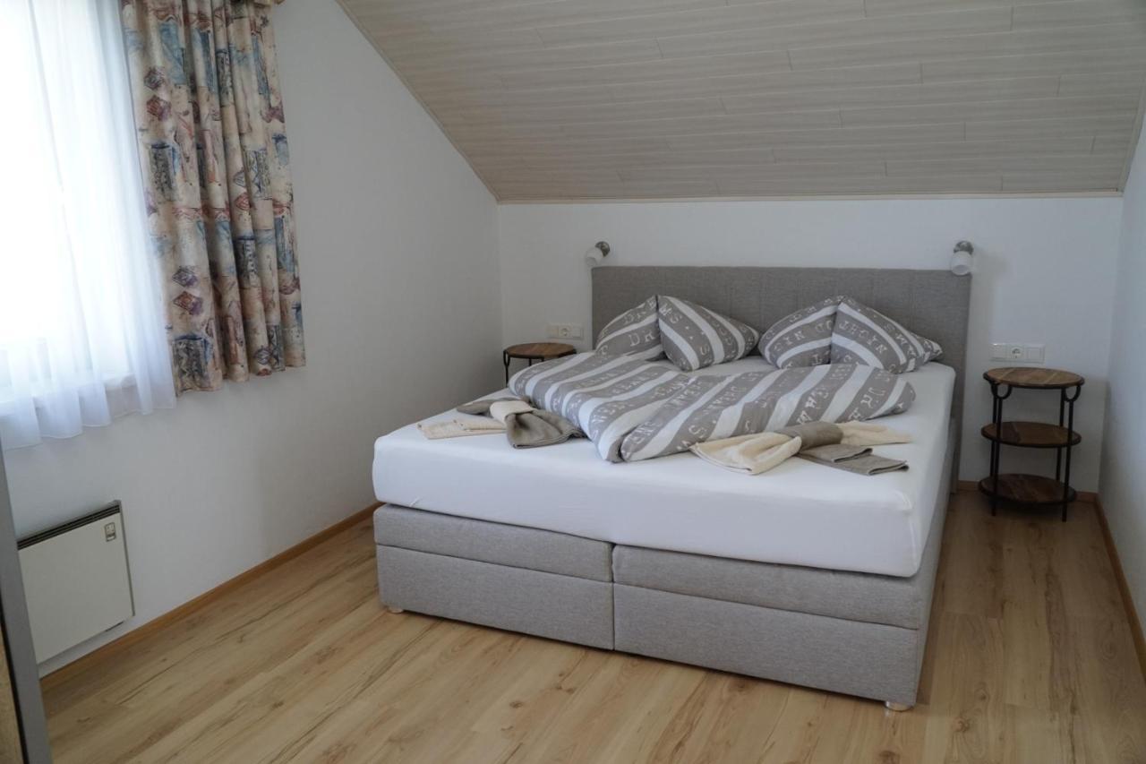 Pension-Ferienwohnung Rotar Faak am See Buitenkant foto