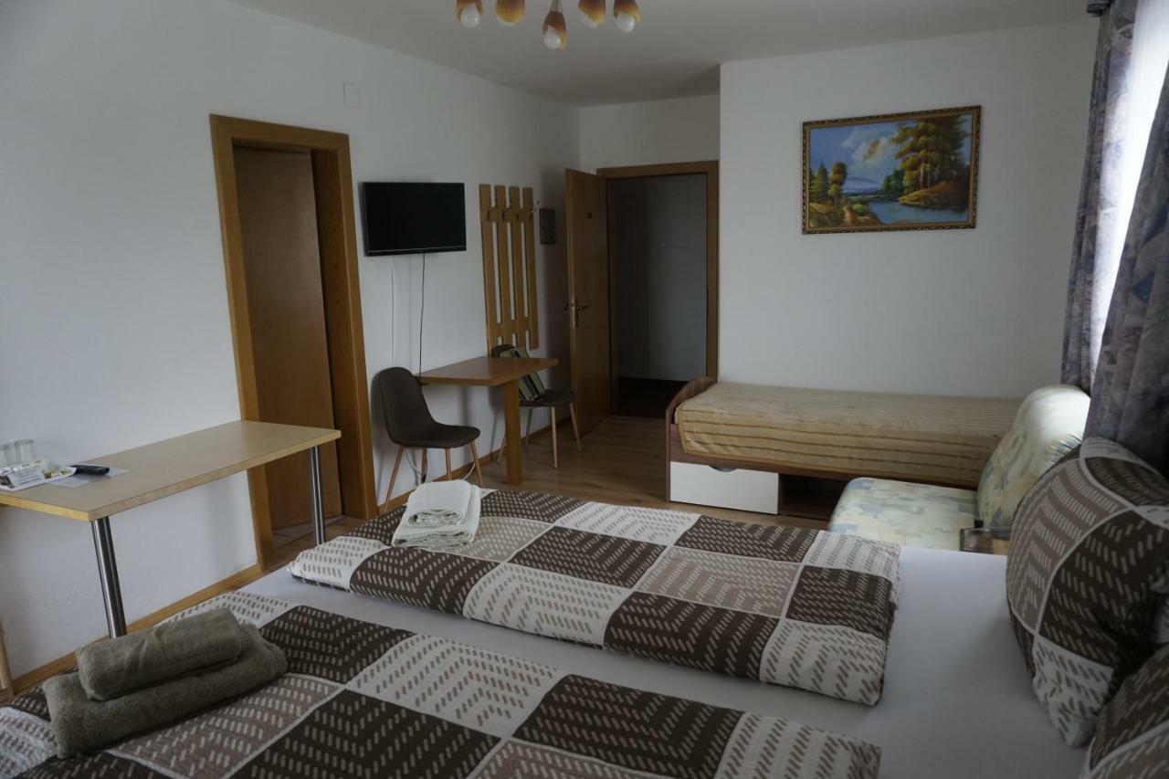 Pension-Ferienwohnung Rotar Faak am See Buitenkant foto
